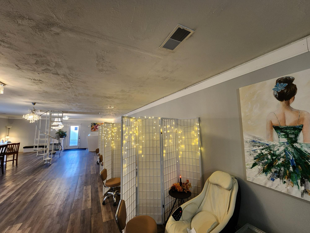 Regular Polish Pedicure