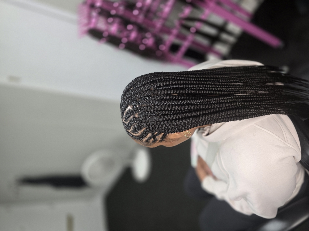 Half Cornrow / Knotless Braids