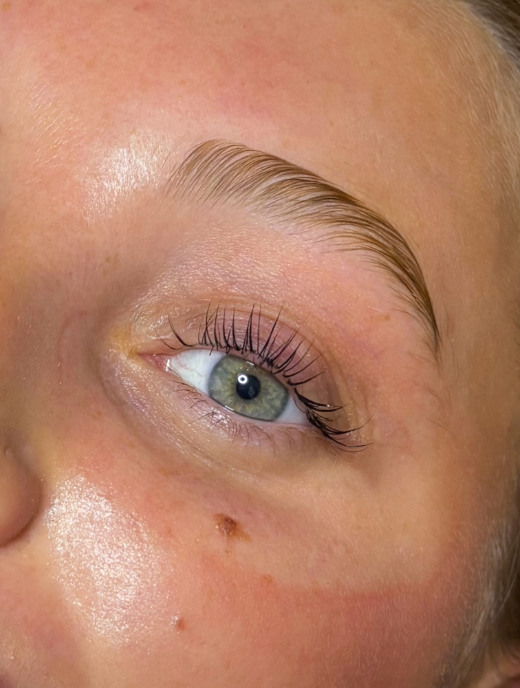Lash Lift and Tint