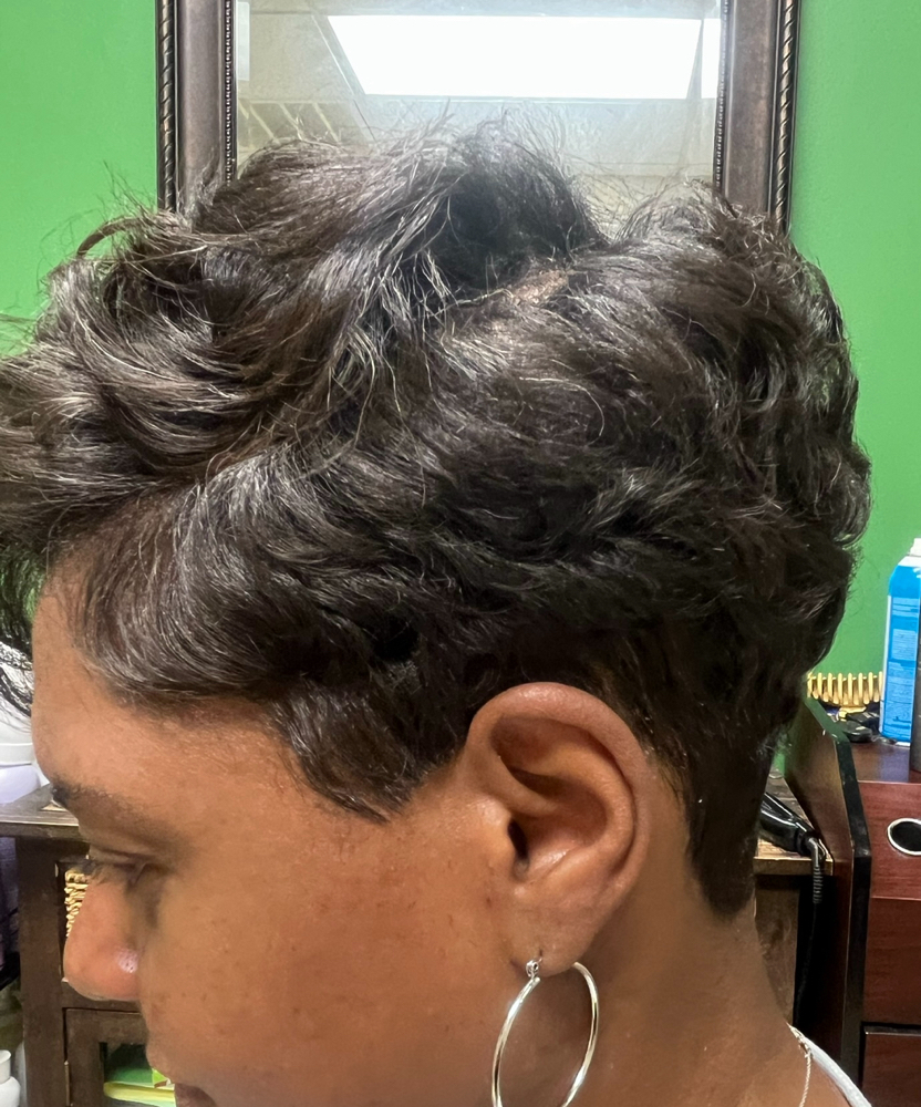Shampoo & Style (Relaxed Hair)