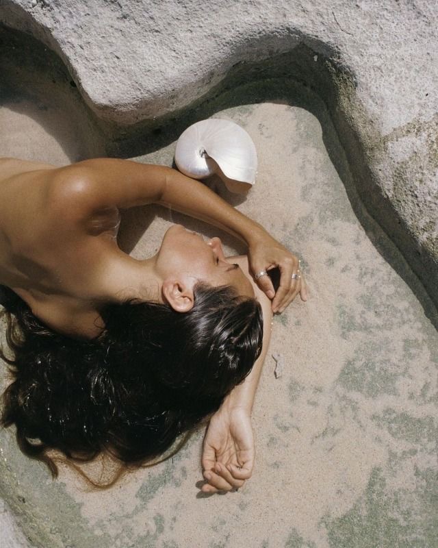 women’s leg + arm wax