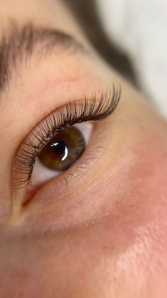 Lash Extensions Classic (1:1) at Your.lashpro Julia in Pensacola, FL