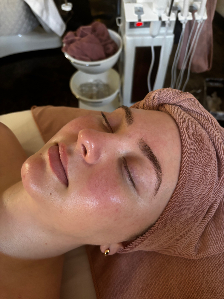 On-The-Glow Facial