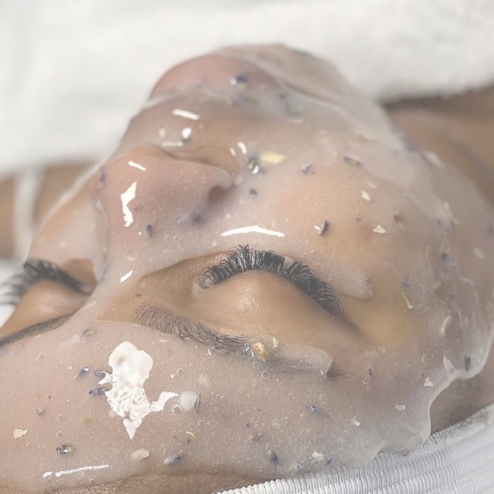 Luxe Signature Facial 🫧