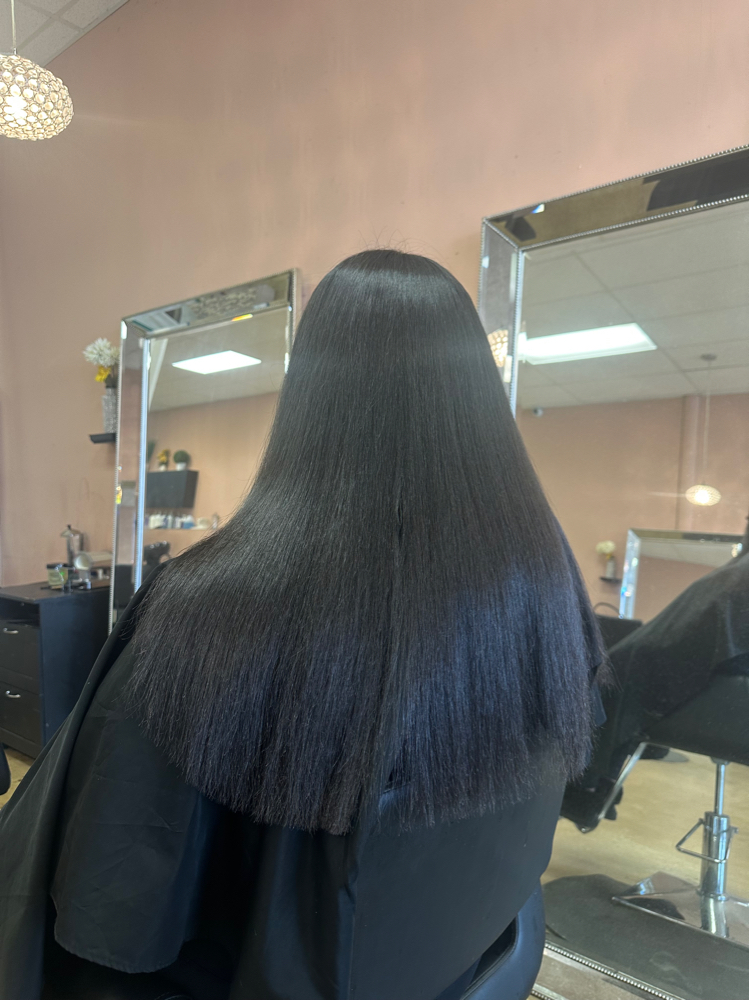 Madd’s Signature Silk Press