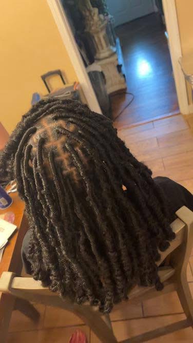 Bob Locs Without Curls
