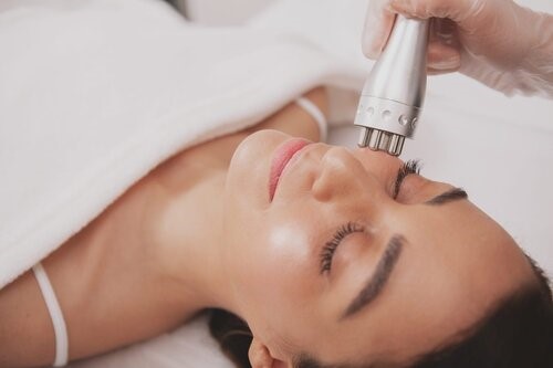 Tightening | Brightening Facial
