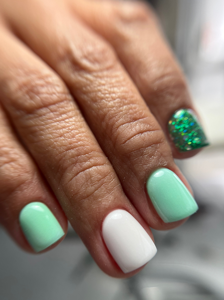 Full Set Color Acrylic on (S)Nails