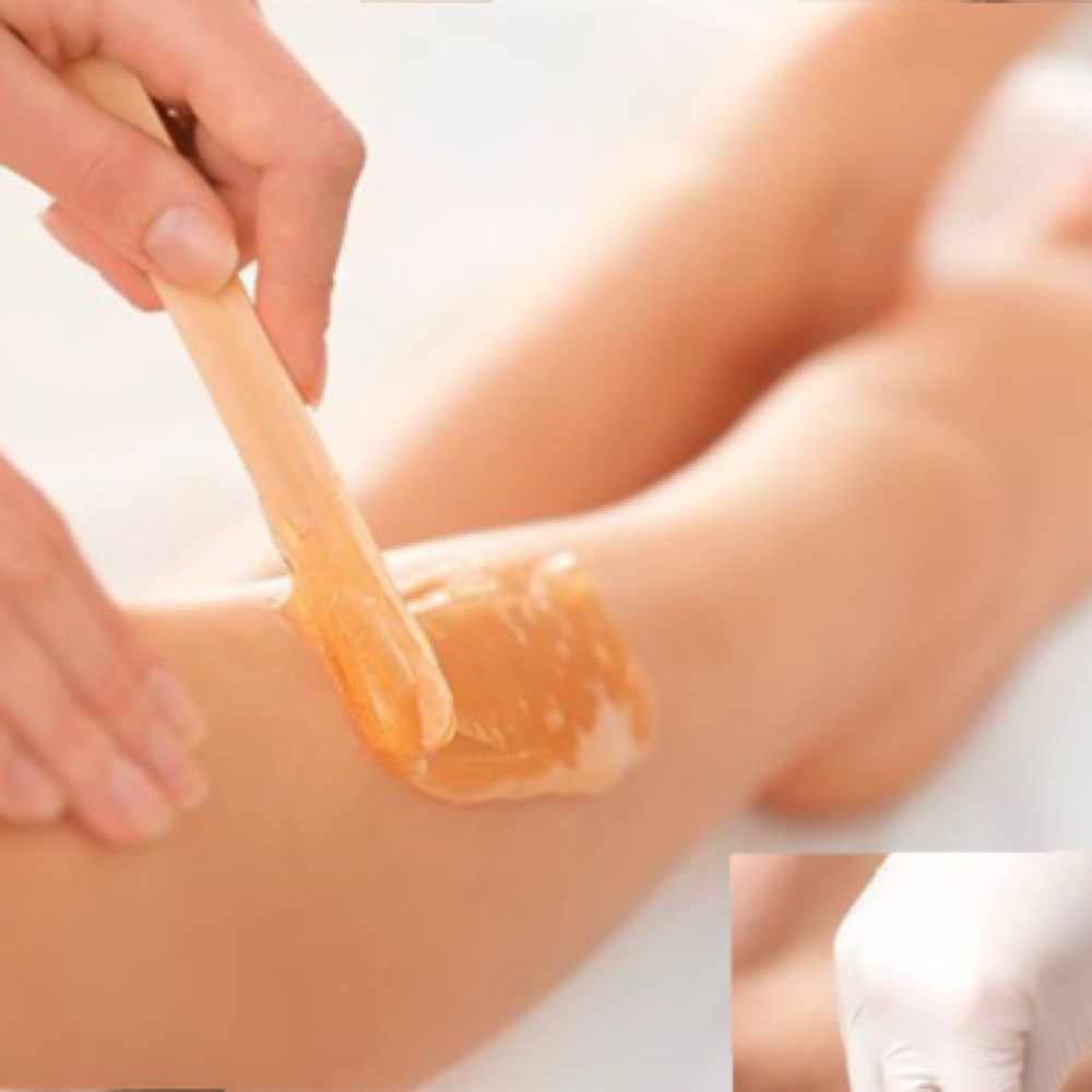 1/2 Legs at Waxaholic Wax Bar in Memphis, TN