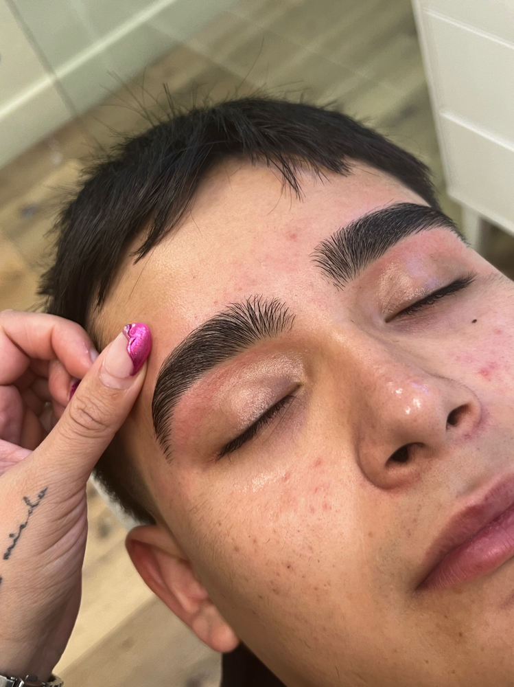 Gentlemen’s Brow Wax at brownextdoor in Modesto, CA