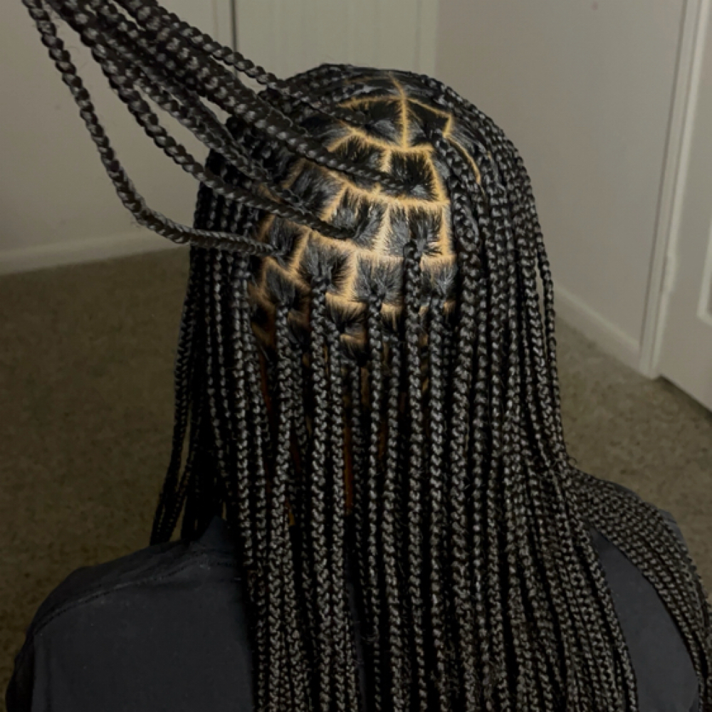 Medium Knotless Braids at TheBratZHouse in Houston, TX