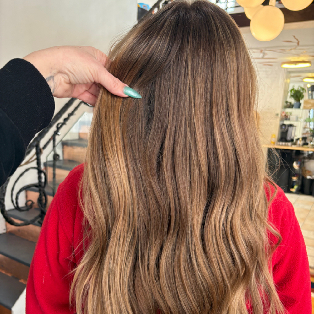 Partial Highlight at The Blonding Baddie in Louisville, KY