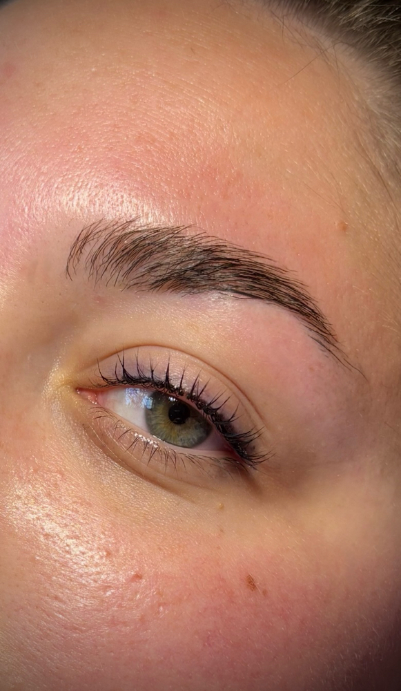 Brow Wax & Tint