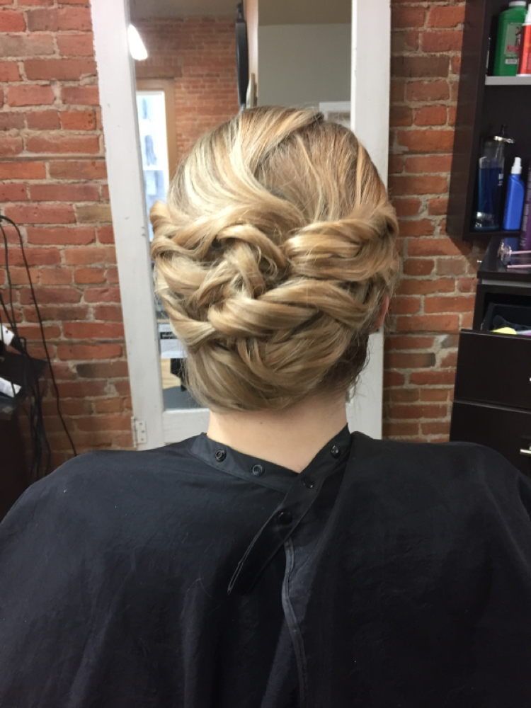 Updo Consultation