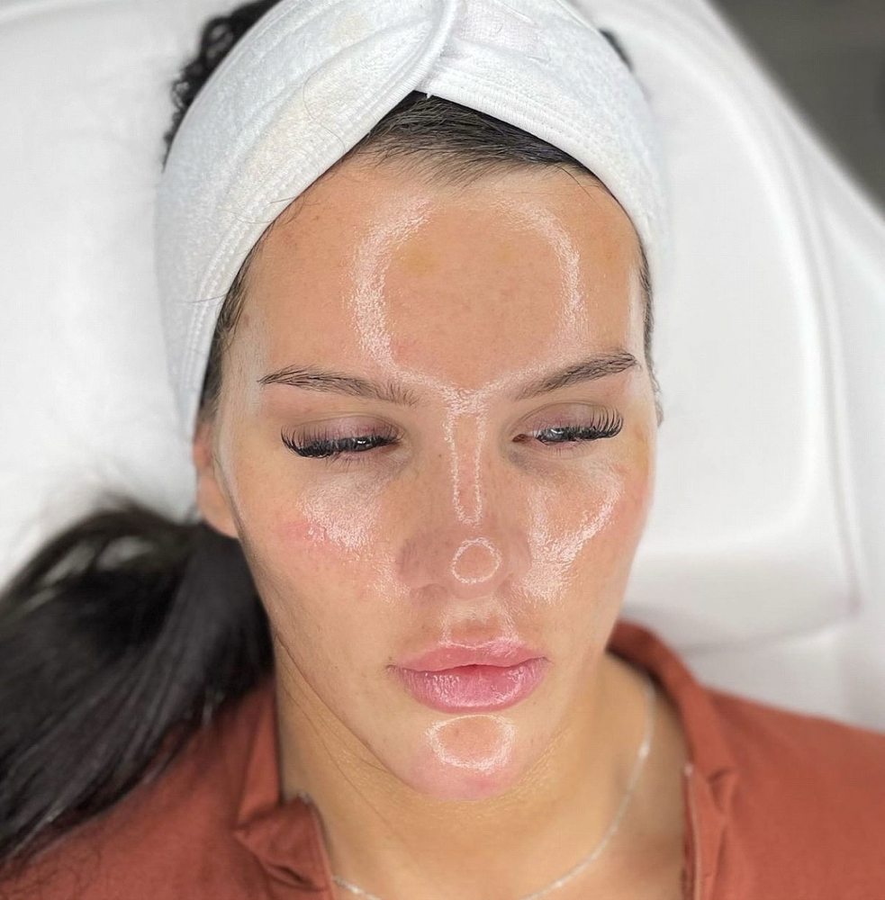 Glass Skin Facial