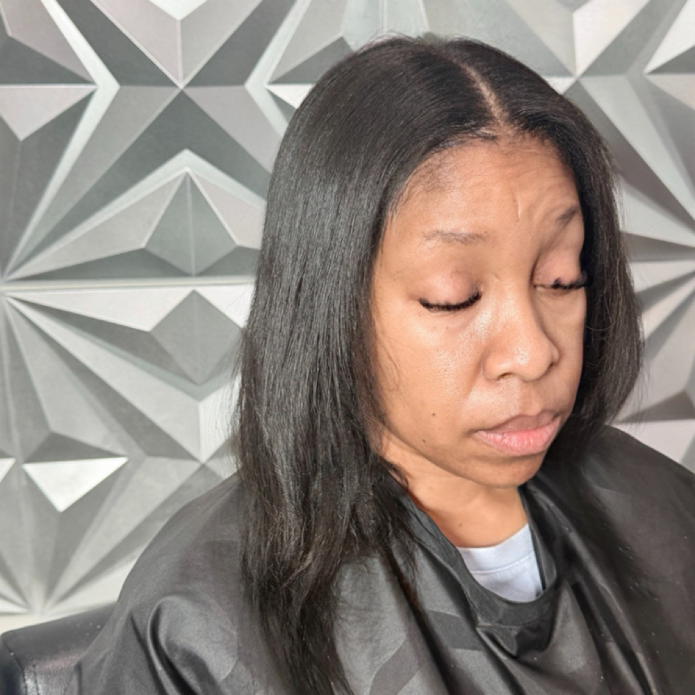 Luxury Silk Press at StarStyles Salon Suite in San Antonio, TX