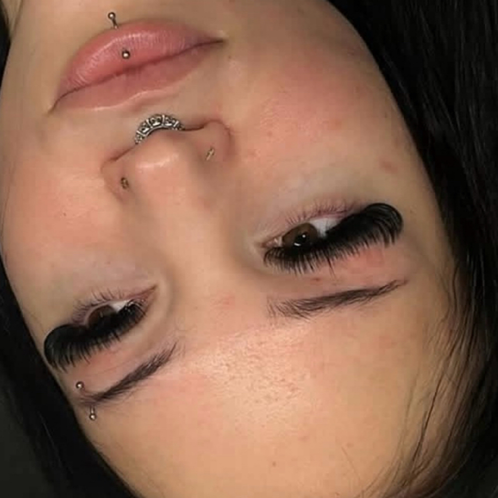 Megavolume Full Set at Deseo Aesthetics in Wichita, KS