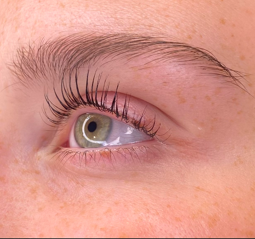 Lash Tint + Lift