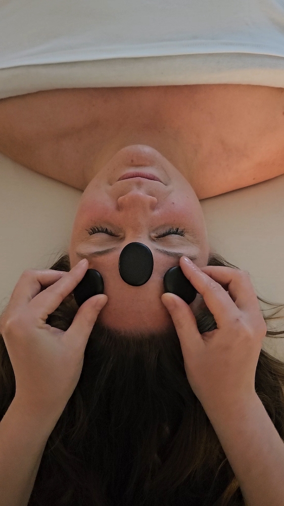 30Min Lavender Face & Scalp Massage