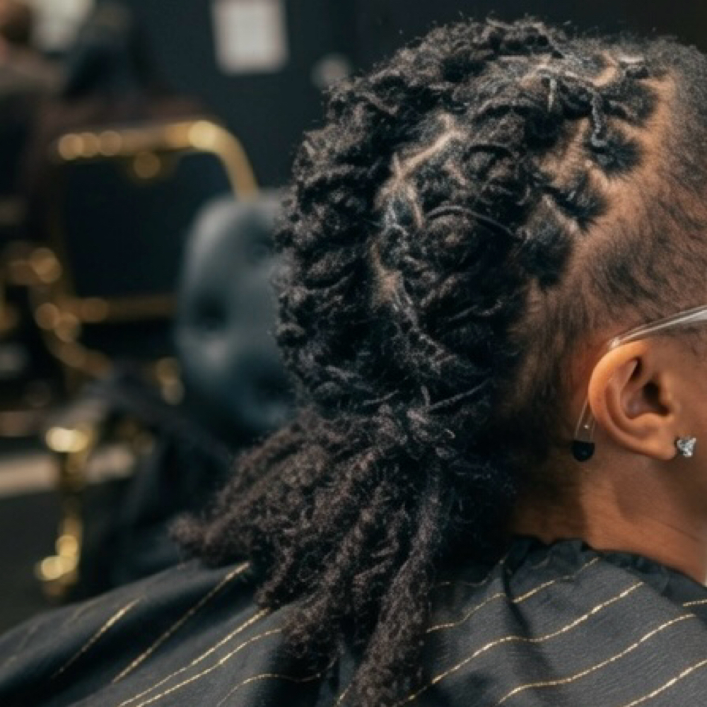 Barrel Twists at StylesByHer in King Of Prussia, PA