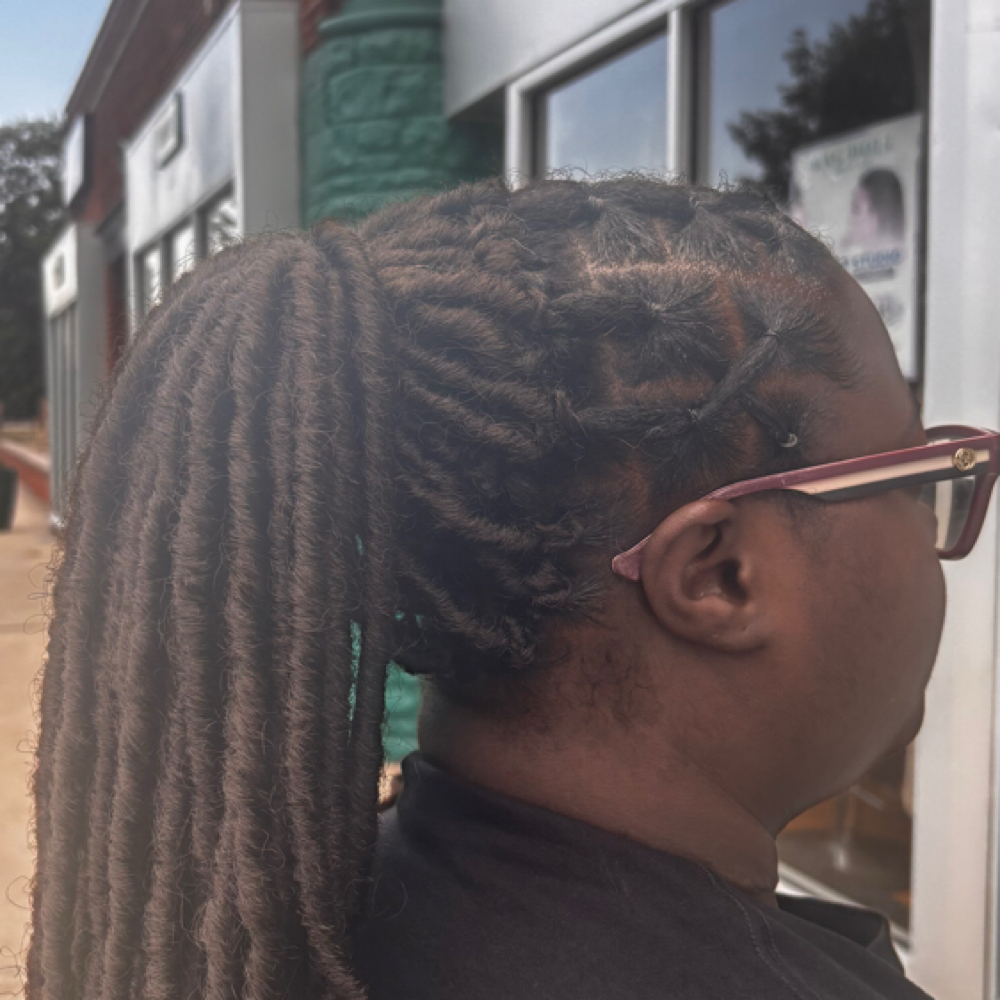 Latch Hook/Crochet Braids at Hairpothēkē in Detroit, MI