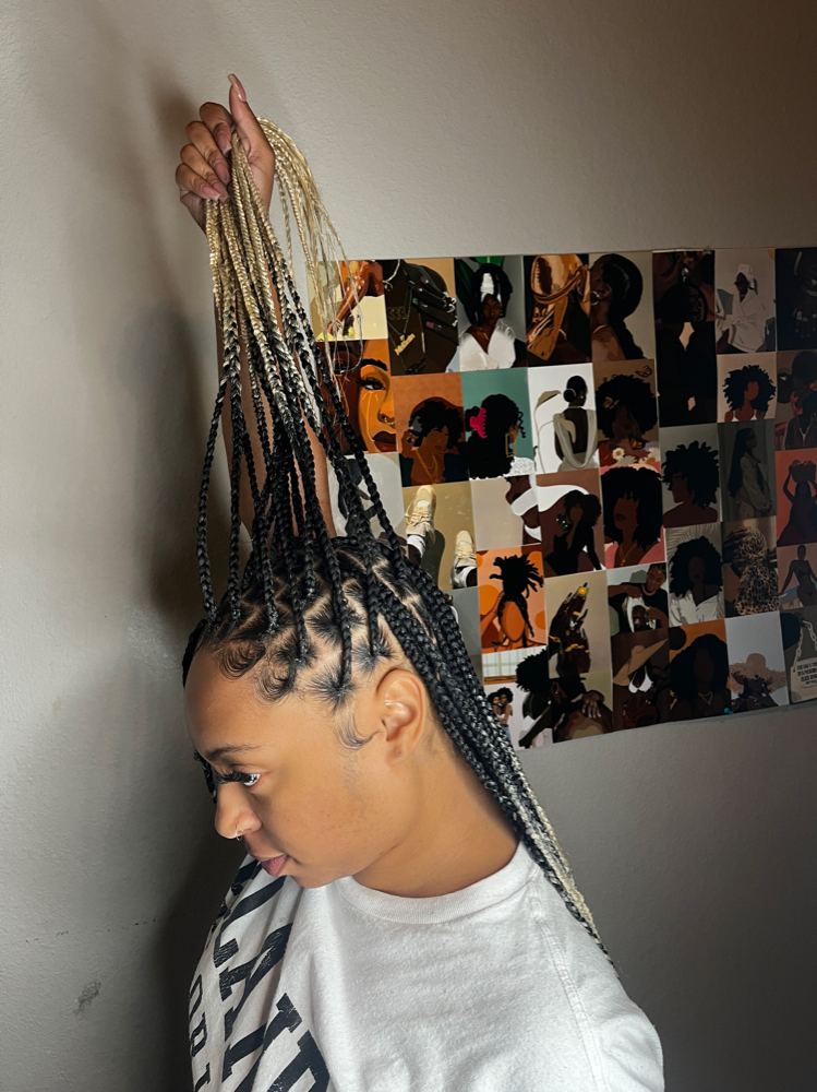 Medium Knotless