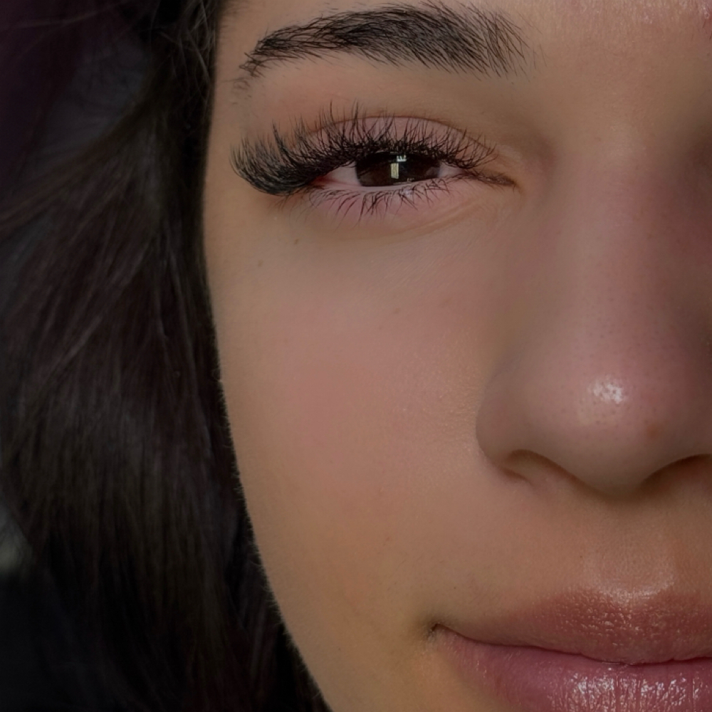 YY Lash Full Set at The Beauty HQ in Valencia, CA