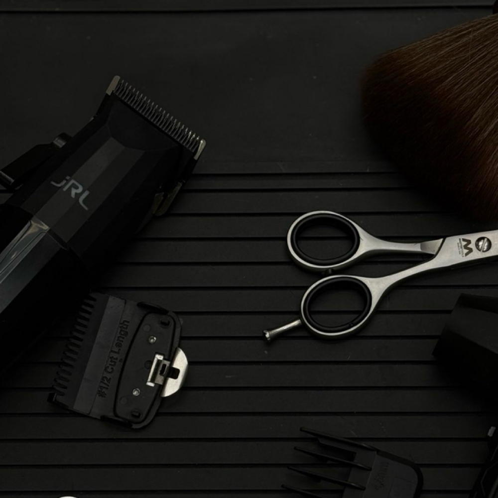 Basic Mens Haircut at Urban Edge Styles in Pecks Mill, WV