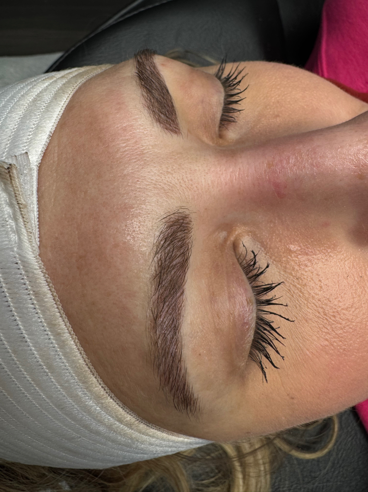 Cosmetic Brows FIRST Session