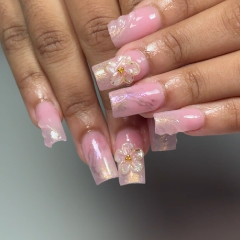 Meduim acrylic full set at The nail garden by Kali in Burnsville, MN