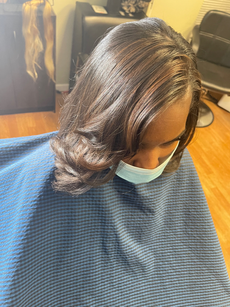 Shampoo,Blow dry & Style