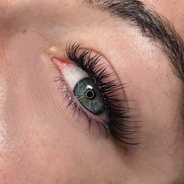Full Set Lashes Hybrid