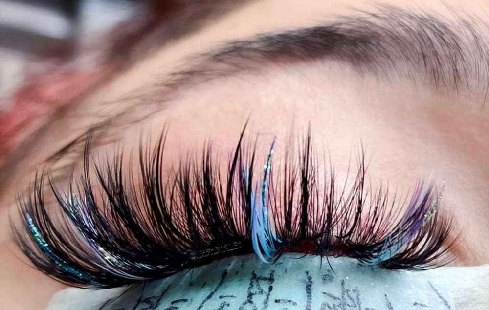 Color Lashes