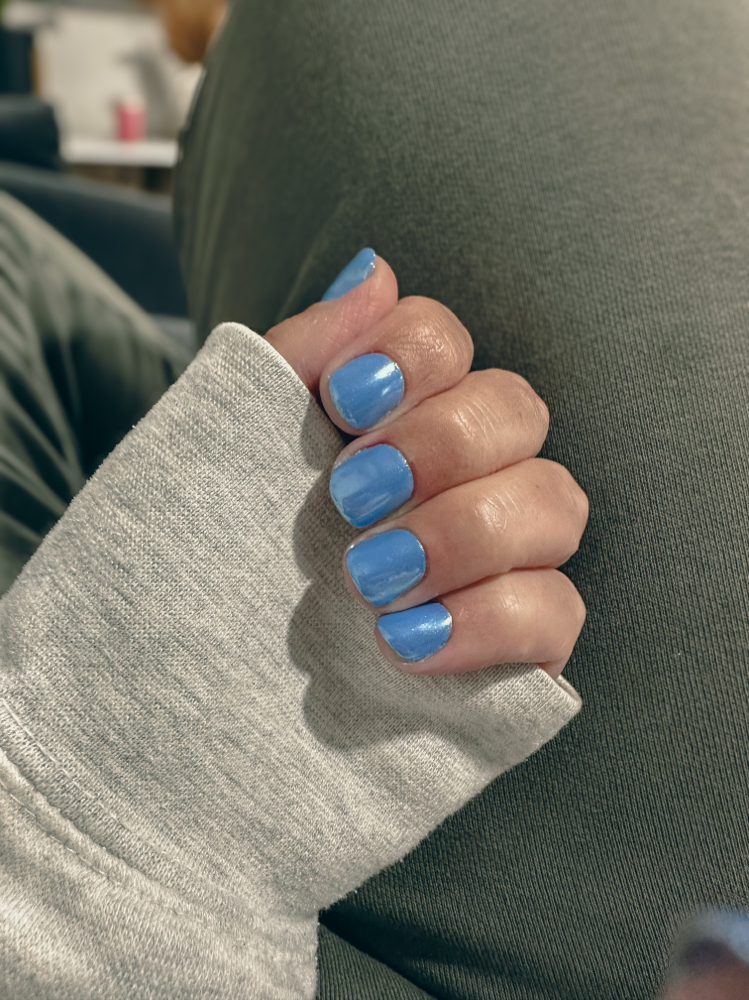 Gel Manicure - Basic Babe