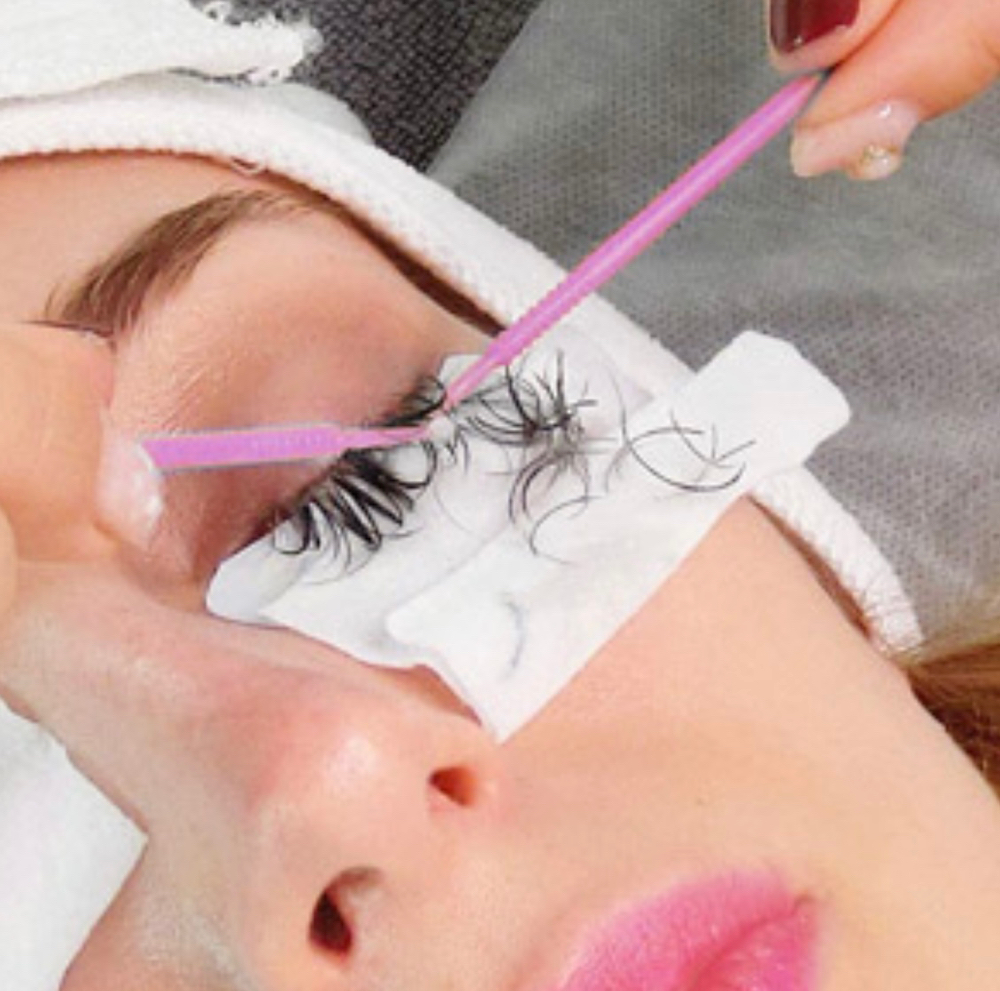 Lash Removal