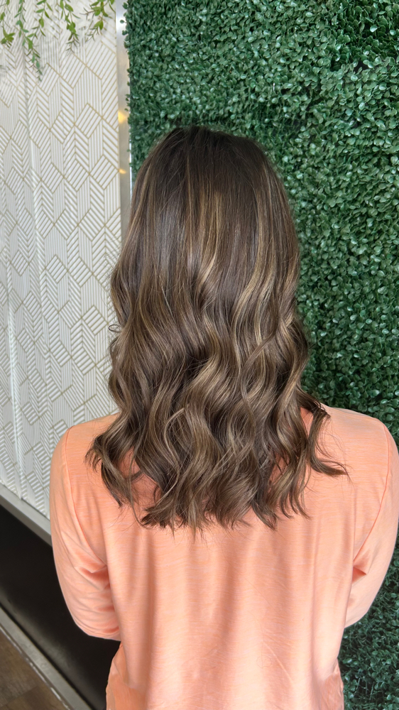 Shampoo & Style