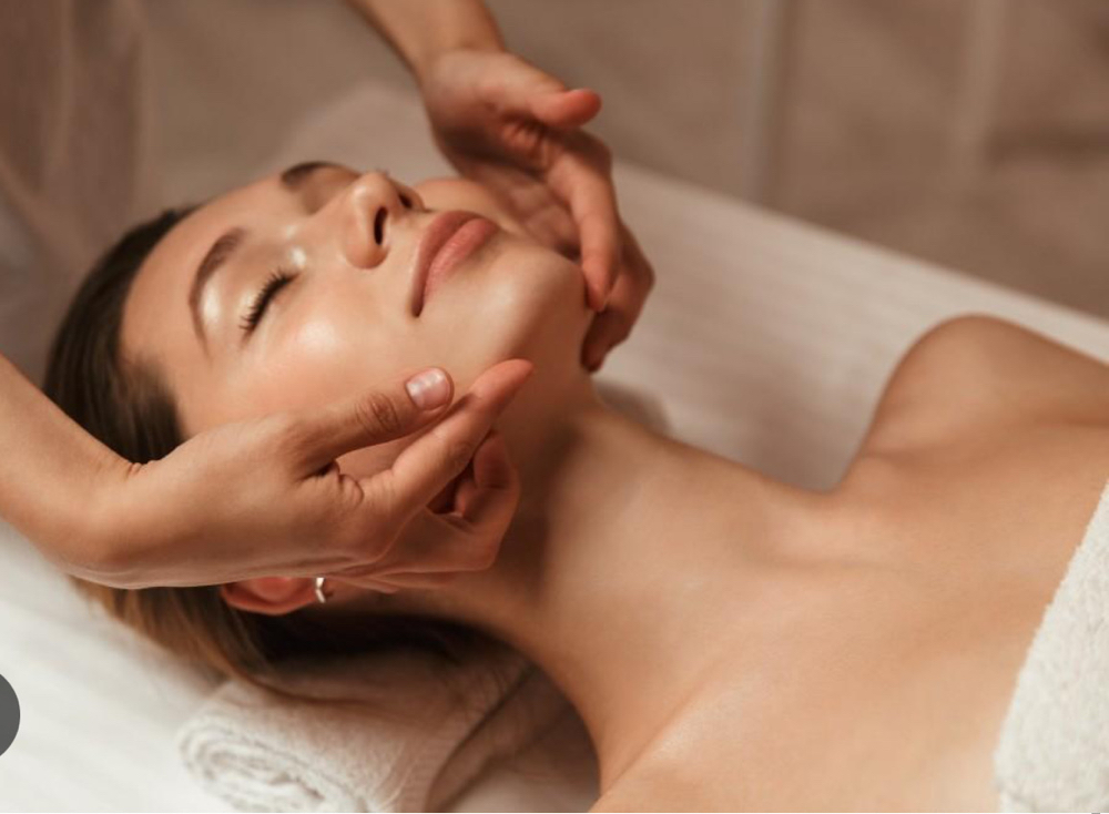 Goddes Glow Facial