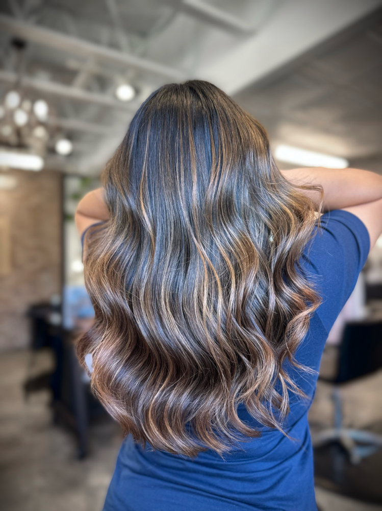Traditional Highlights at Luna & Luxe Salon in San Jose, CA