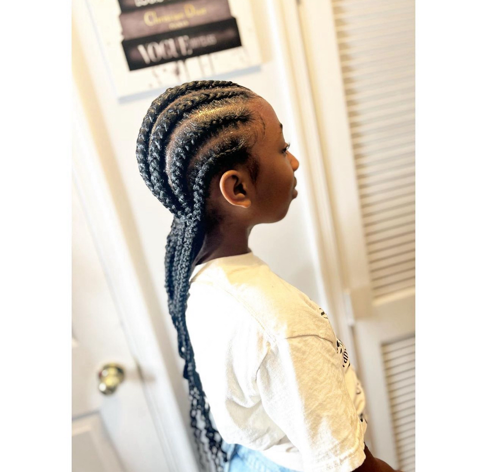 6-7 Feeding cornrows -Hair included