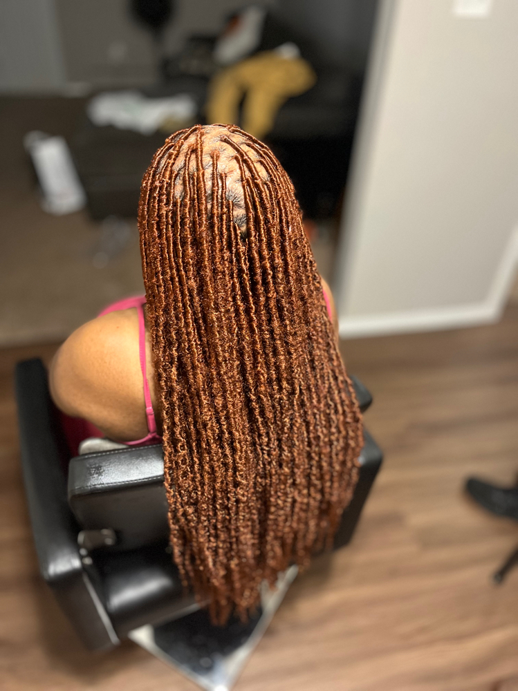 Distressed Locs (26in)