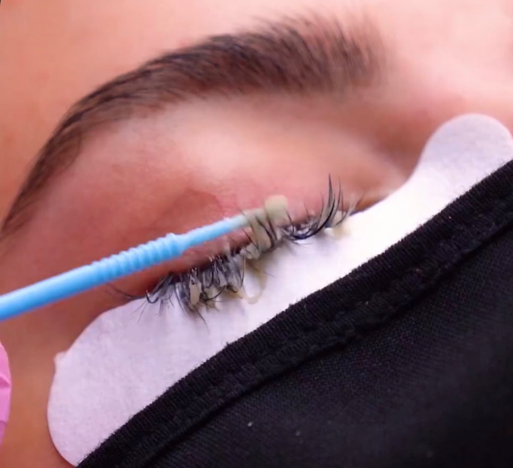 Remover Pestañas/Lash Removal