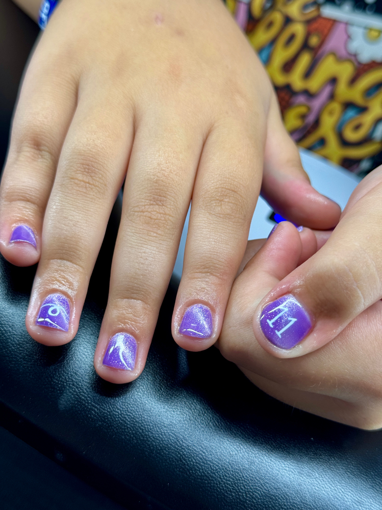 Children’s Gel Manicure at Don’t Be GELous in Farmersburg, IN
