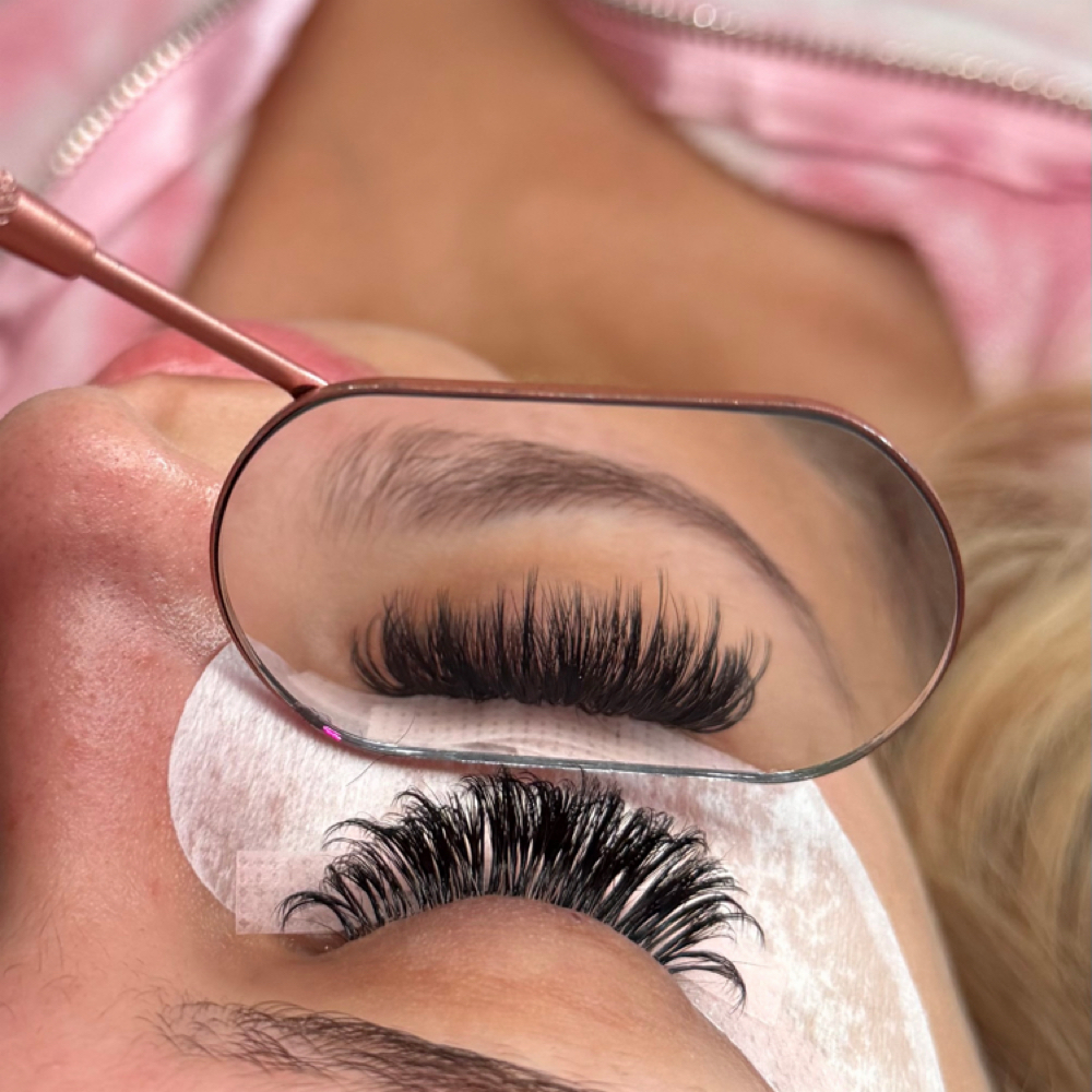 Full Volume Lash Extentions at Lashed & Lovely Skyn in Lebanon, TN