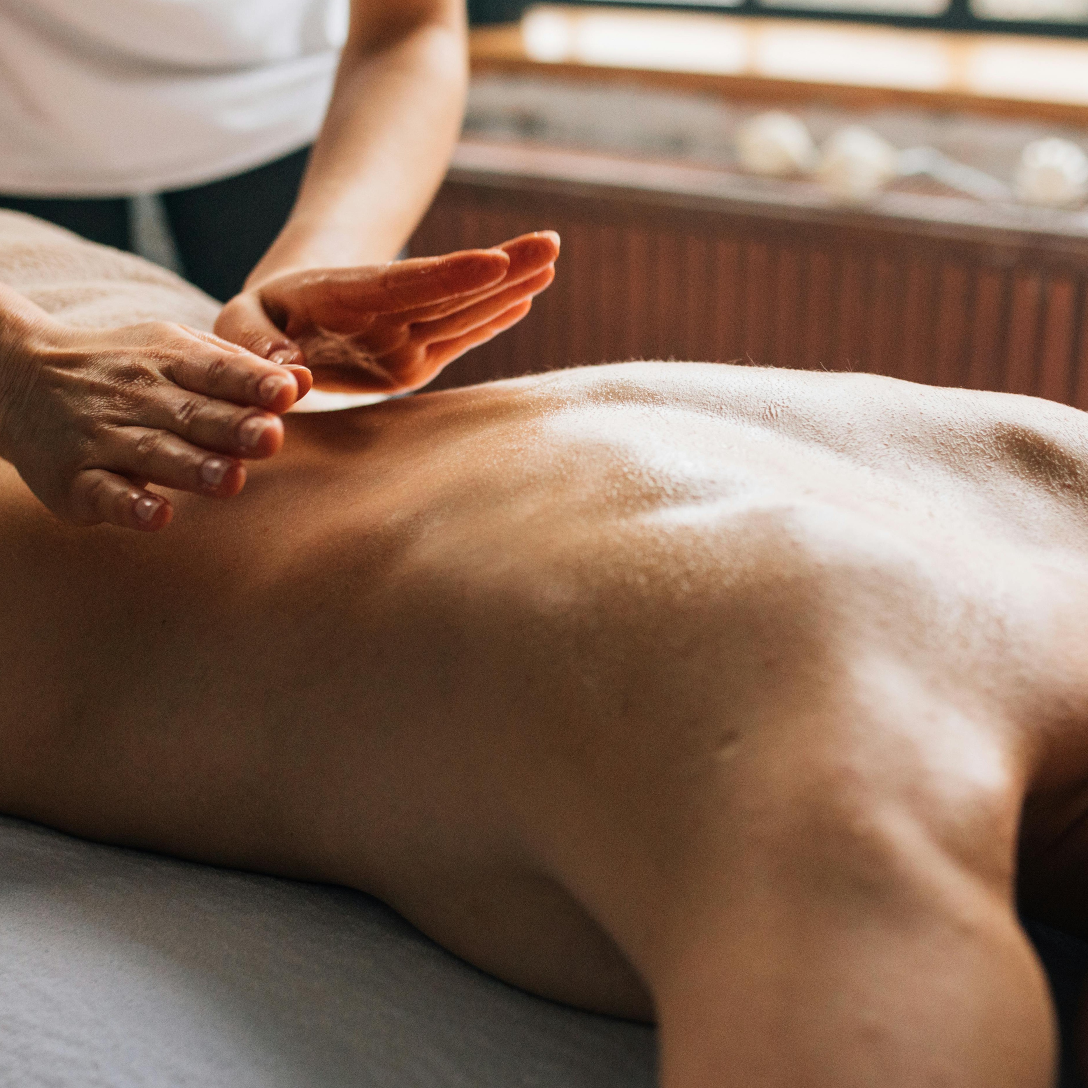 Massage 90 minutes back to back at Mobile Massage Master in Los Angeles, CA