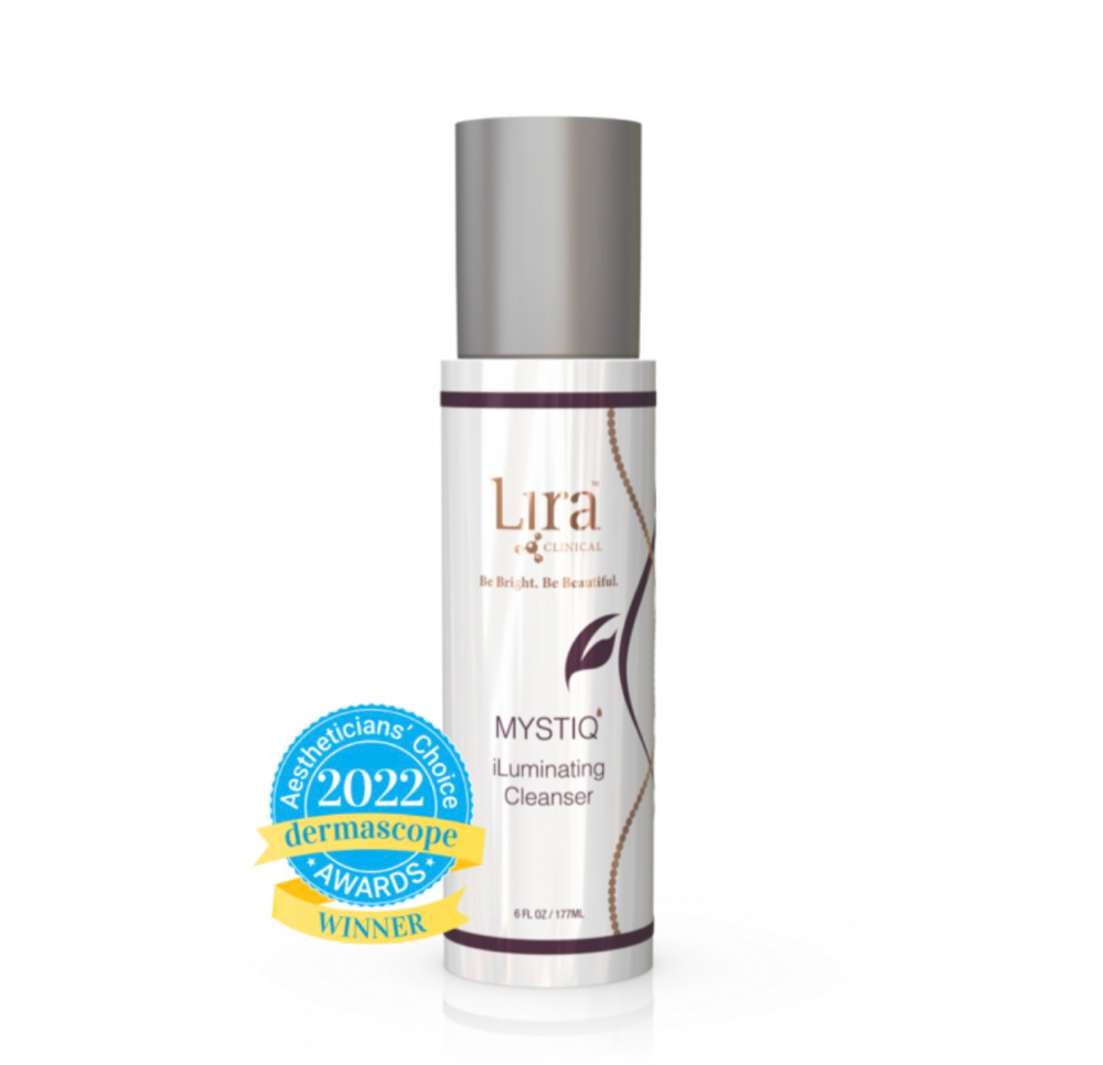 Lira mystique illuminating cleanser