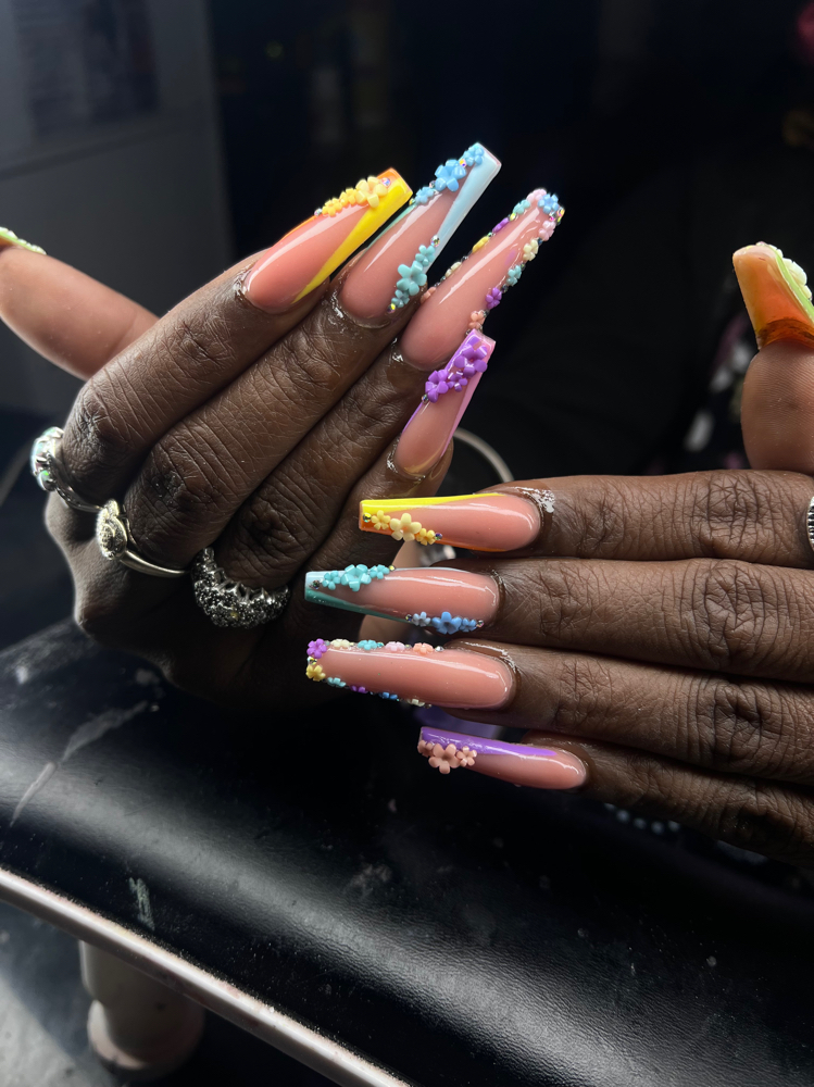 Long Full Set at Venetta Gosha in Chicago, IL