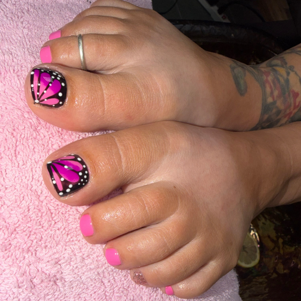 Nail Art Accent at Xo, Lu in Clyde, OH