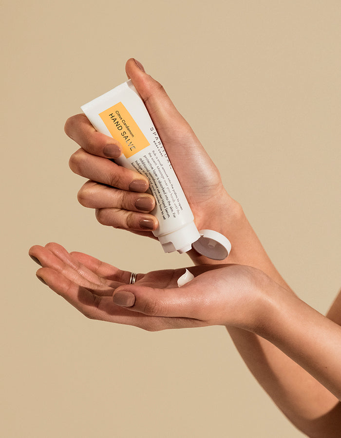 Slow Beauty Hand Facial