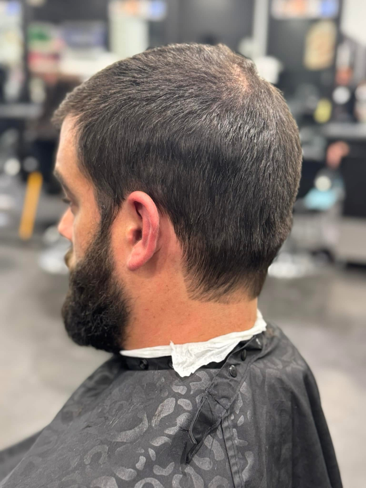 mens haircut at Al styles it all in Logansport, IN