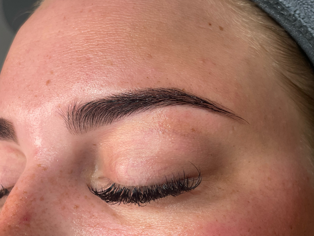 Eyebrow Tint with Shaping